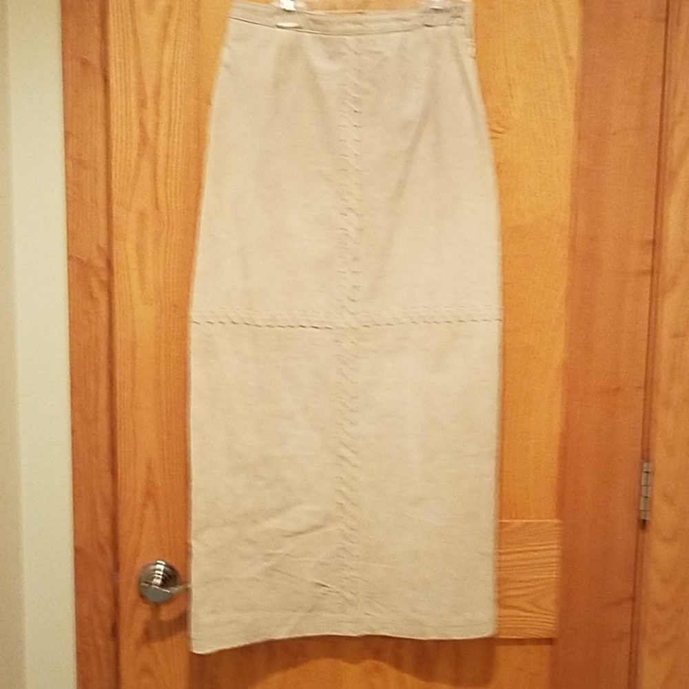 NWT SUEDE SKIRT DISTRESSED